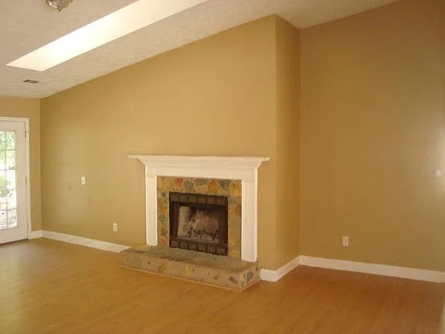 610 Clearwater Pl — Photo 2