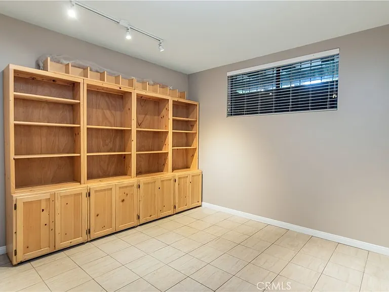 21820 Marylee St #225 — Photo 24