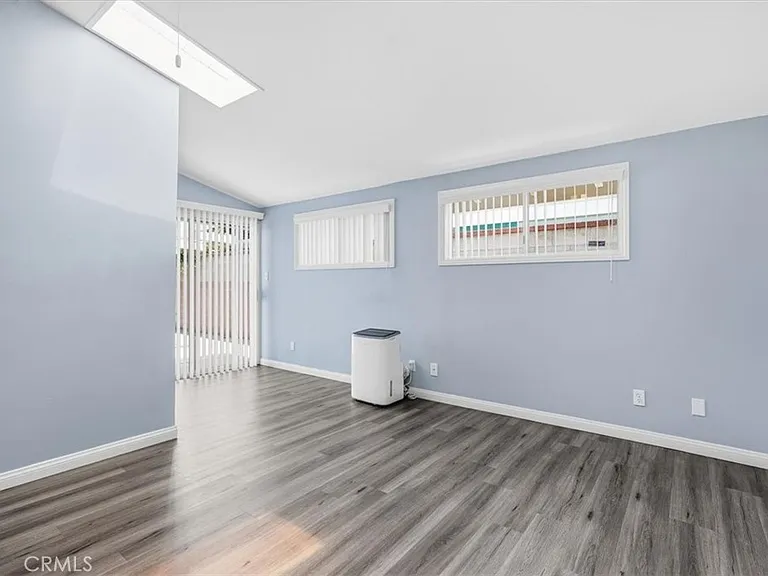 533 S Devon Rd — Photo 48