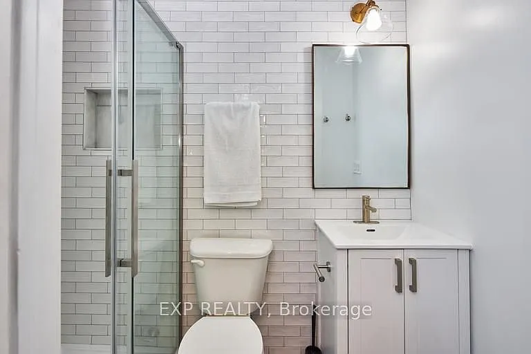 331 Catherine St #C — Photo 8