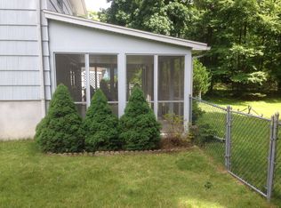 134 W Meadowview Rd, Holyoke, MA 01040