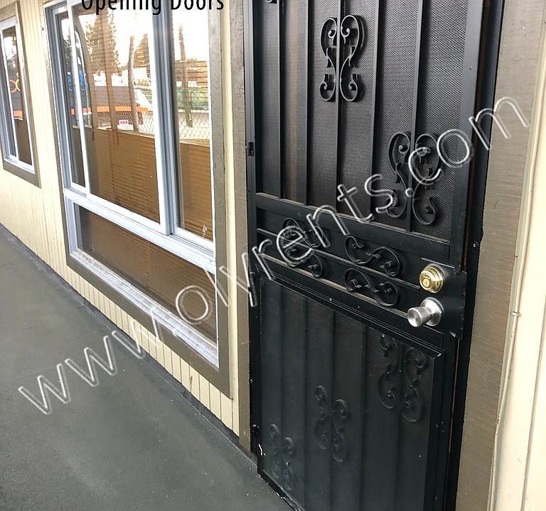 1st image of 3013 6th Ave