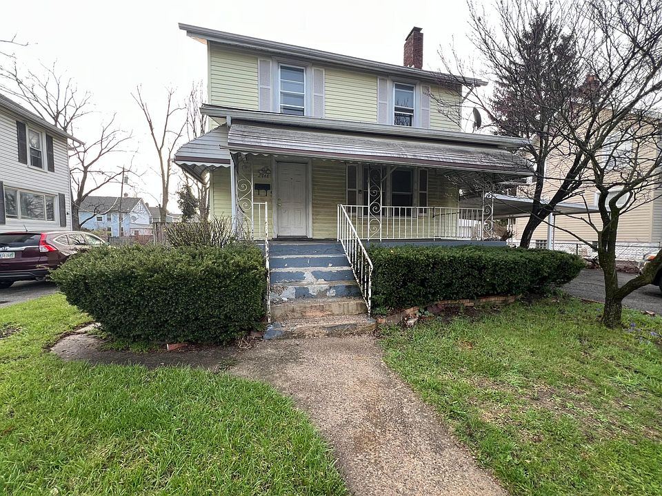 1st image of 2448 Parkwood Ave
