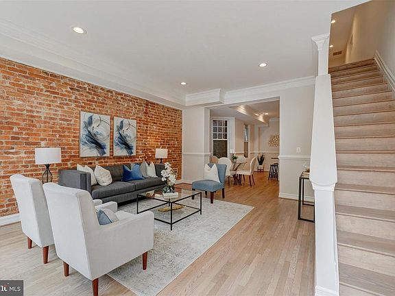 Light-filled living and dining room