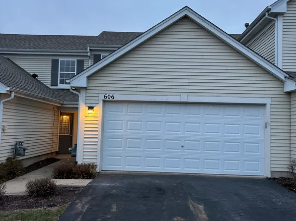 606 Chestnut Rdg, Minooka, IL 60447