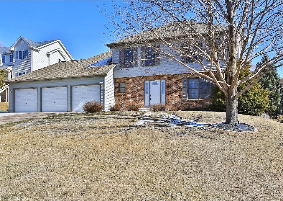 1st image of 2998 Frank St