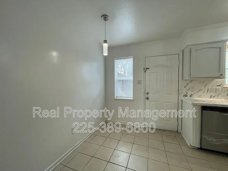 1511 Cristy Dr #E — Photo 7