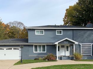 750 Plymouth Dr, Muskegon, MI 49445