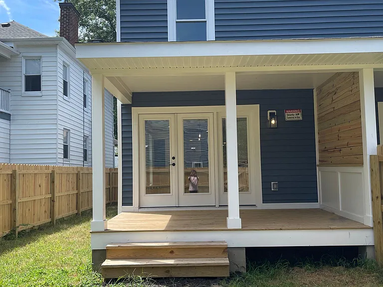 3318 Q St — Photo 7