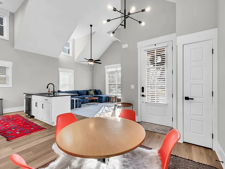 1372 Hicks Edgen Rd — Photo 12