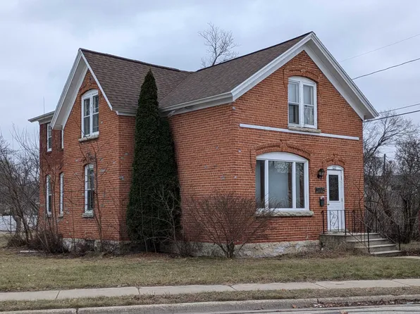 622 Forest St, Green Bay, WI 54302