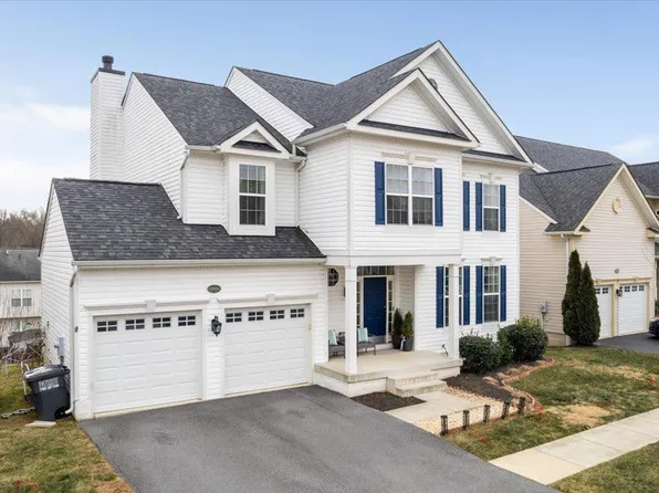 17670 Cleveland Park Dr, Round Hill, VA 20141
