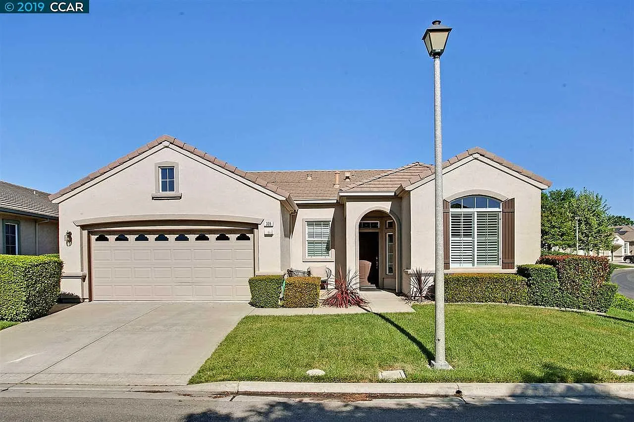 309 Upton Pyne Dr photo 1