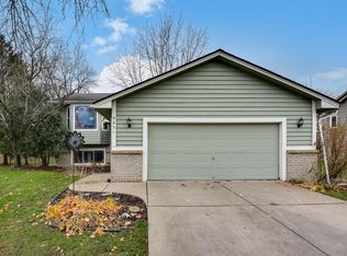 9251 Xenium Ln N, Maple Grove, MN 55369