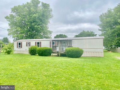 314 Henshaw Rd, Bunker Hill, WV, 25413
