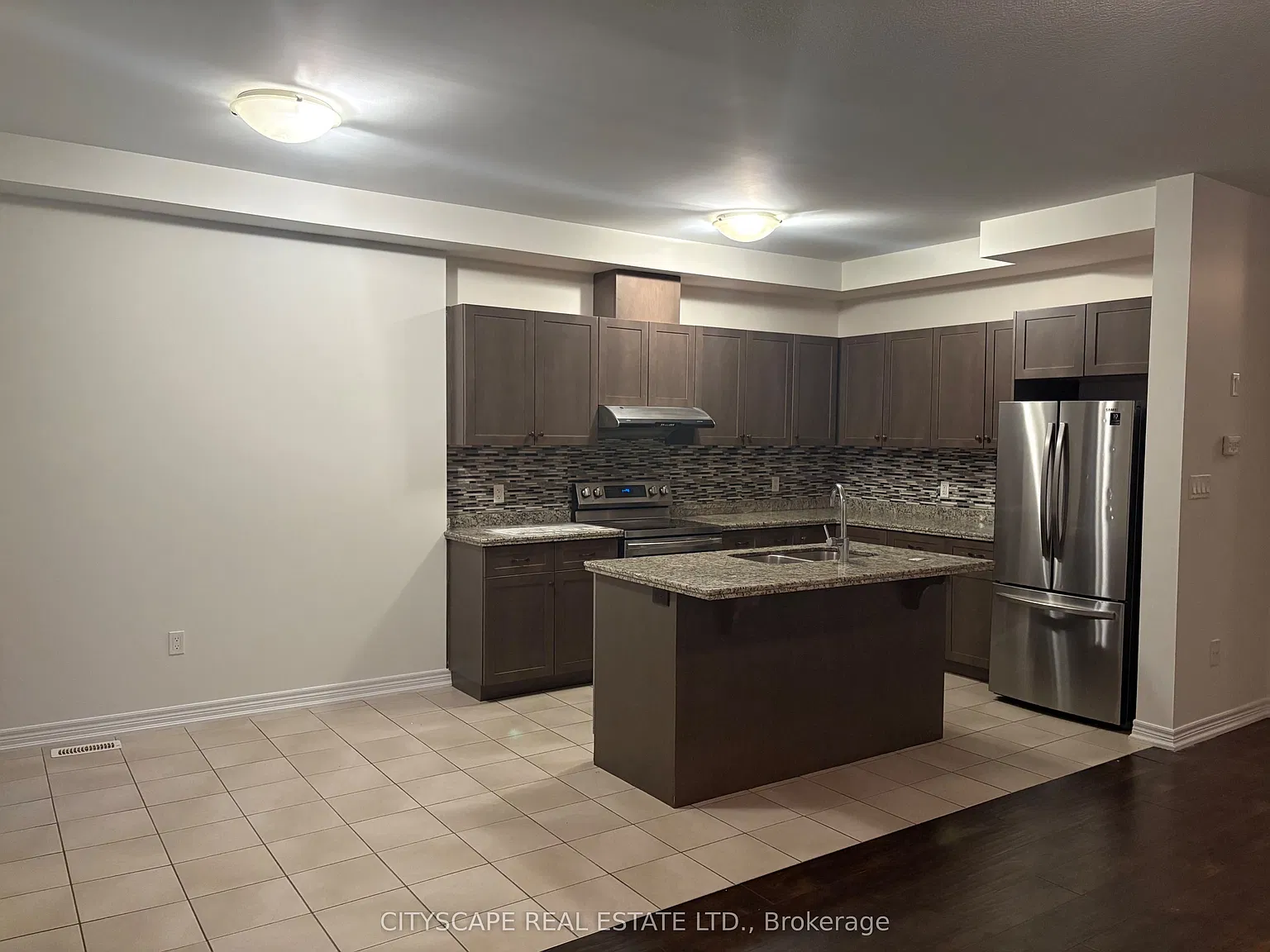 3 bed, $2,999 — Photo 4