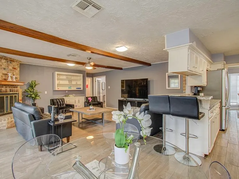 13107 Tall Forest Dr — Photo 3