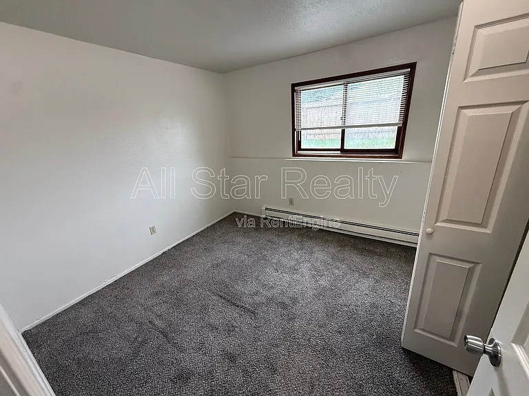 211 McCarrey St #2B — Photo 17