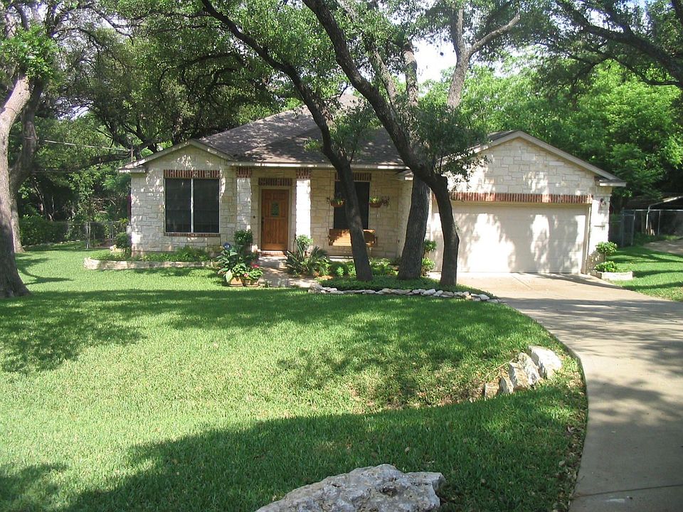 1st image of 12003 Oakwood Dr