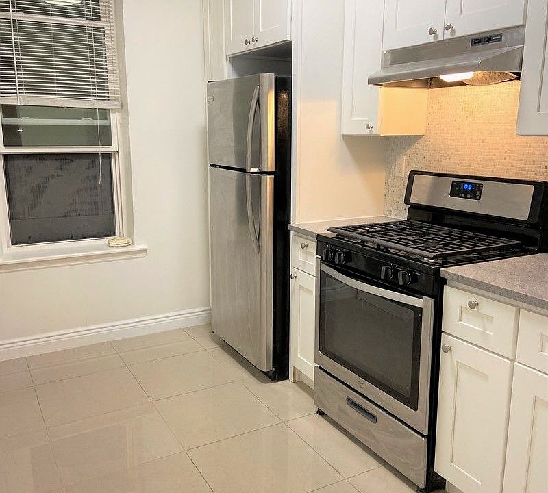 1st image of 25-18 Broadway #3REAR