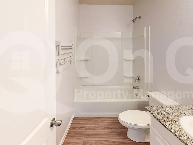 286 E Bobcat Pl — Photo 28