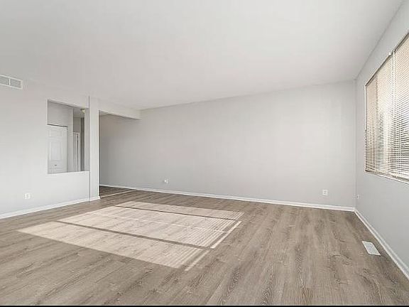 5th image of 7321 Casey Dr