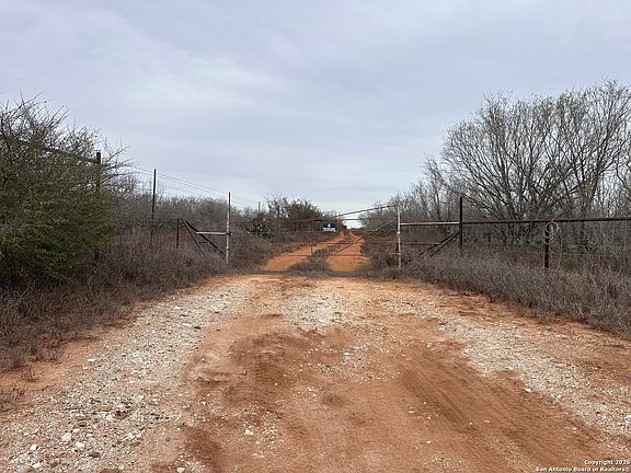 2nd image of 354-EASEMENT County Road