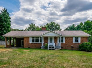 4224 Short Farm Rd, Greensboro, NC 27406