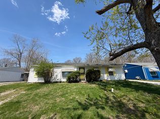 1305 Parkview Dr, Danville, IL