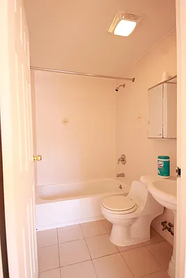 Rented by KeyWorthy | media 6