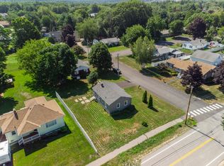 1 Woodcock Ave, Saco, ME 04072