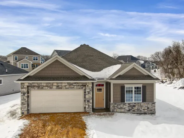 1984 Mulberry Ln, Carver, MN 55315