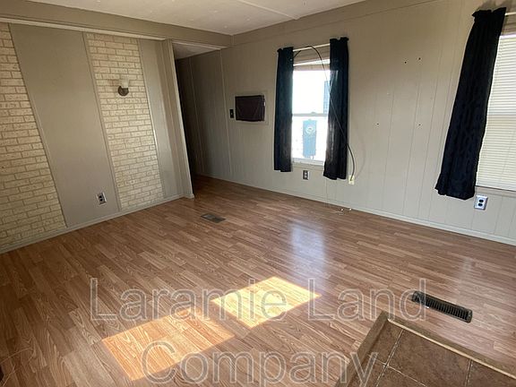2nd image of 600 S Hayes St Lot 1