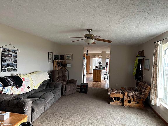 3rd image of 24498 Jewel Ave