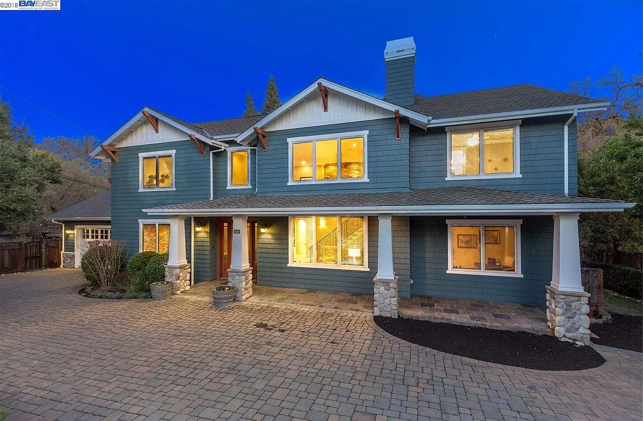 301 Miranda Ln photo 1
