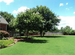 209 Camden Yard Ct, Guyton, GA 31312