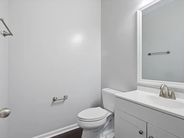 103 Briar Hollow Dr — Photo 9