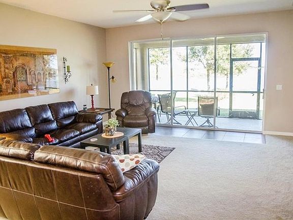 3rd image of 581 Juniper Springs Dr
