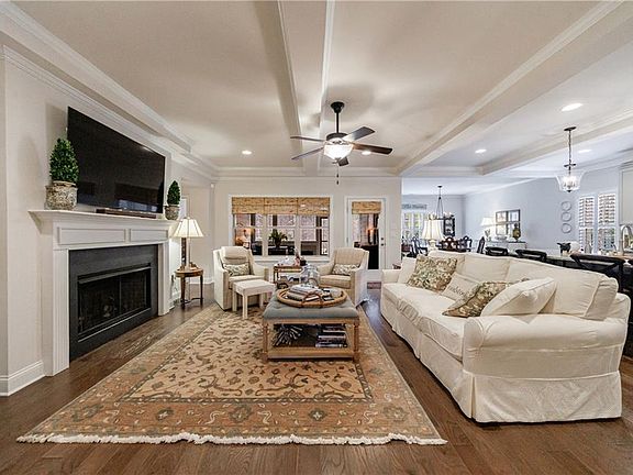 2nd image of 137 Sweetbriar Farm Rd