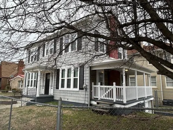 700 Hall St, Charleston, WV 25302