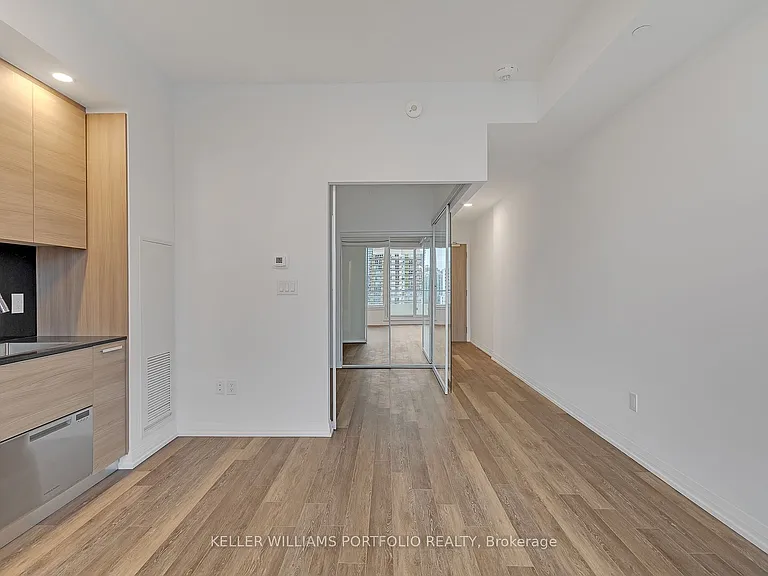 75 Canterbury Pl #1205 — Photo 6