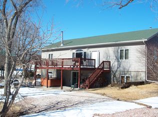 689 Thompson Ave, Chappell, NE 69129