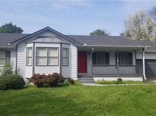 25 Saddle Ln, Cartersville, GA 30121