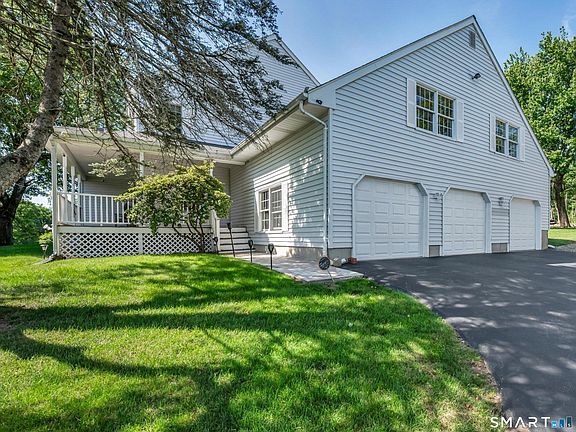 5th image of 42 Lakeview Drive