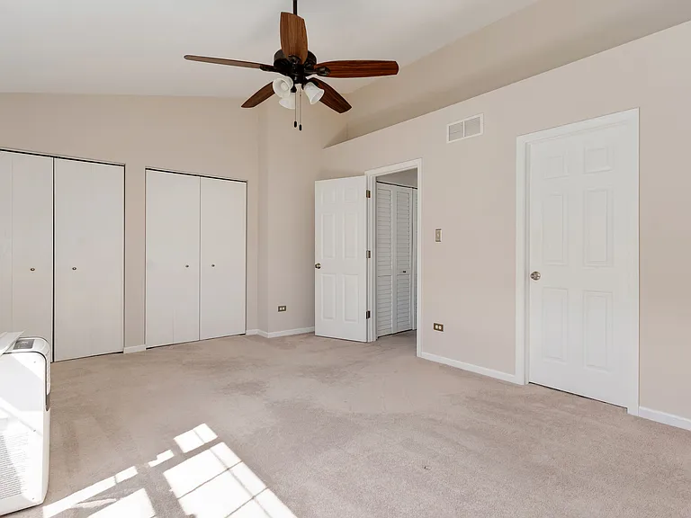 2745 Canyon Dr — Photo 12