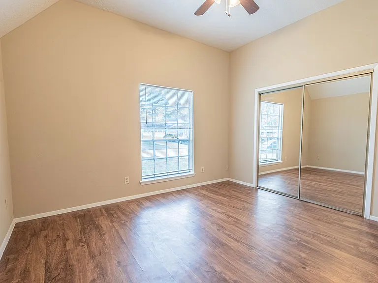 2516 Orion Dr — Photo 10