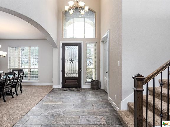 4th image of 853 Hampton Oaks