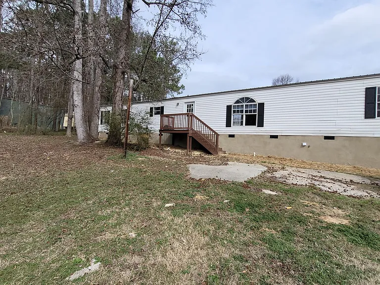 130 Nowhere Rd — Photo 1