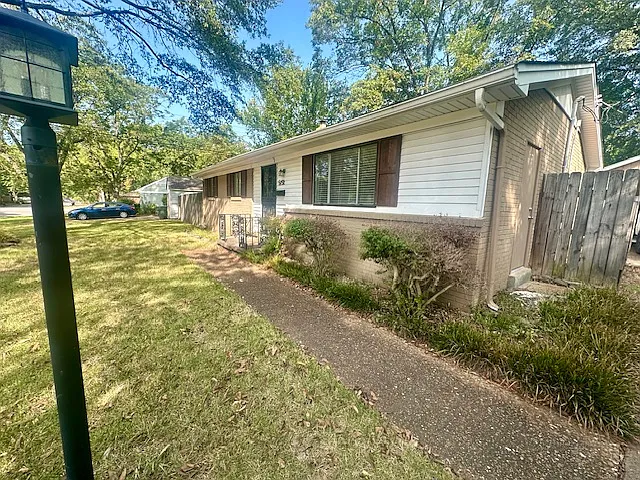 Building Photo - 5152 Dee Rd