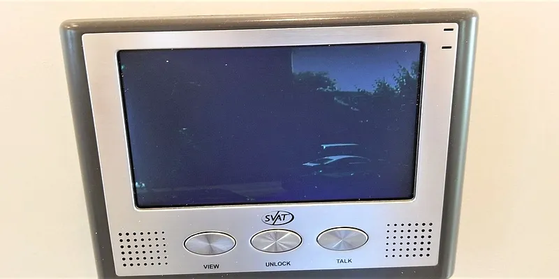 Rented by Virtual Real Estate | media 8